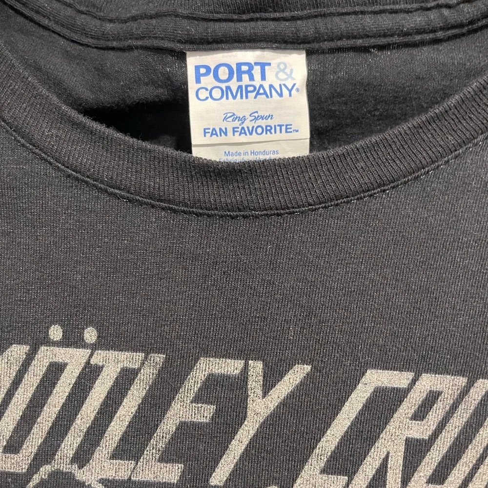 Motley Crue Women's Black Graphic T-Shirt - Picture 5 of 6